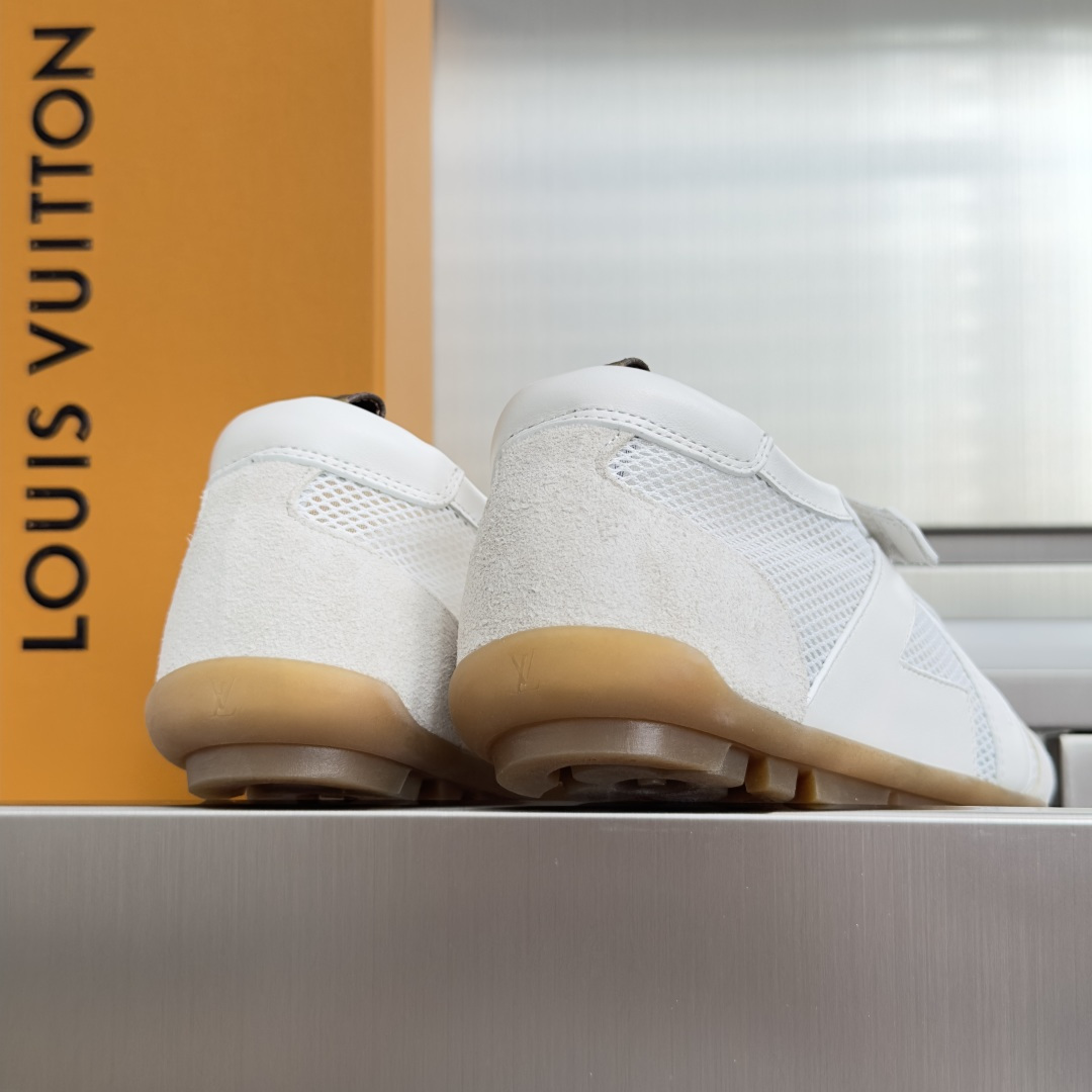 顶级版本：女款 LV路易威登 L家 驴牌 最新Sneakerina系列 黑白 熊猫配色  玛丽珍 芭蕾运动鞋 德训鞋 休