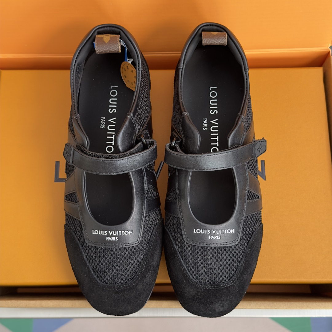 顶级版本：女款 LV路易威登 L家 驴牌 最新Sneakerina系列 黑白 熊猫配色  玛丽珍 芭蕾运动鞋 德训鞋 休