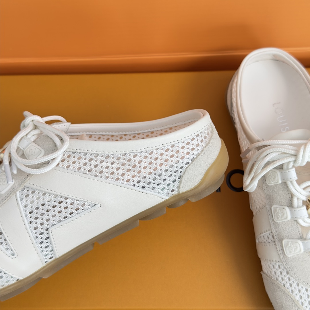顶级版本：女款 LV路易威登 L家 驴牌 最新Sneakerina系列 黑白 熊猫配色  玛丽珍 芭蕾运动鞋 德训鞋 休