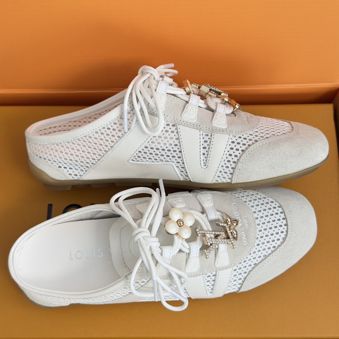 顶级版本：女款 LV路易威登 L家 驴牌 最新Sneakerina系列 黑白 熊猫配色  玛丽珍 芭蕾运动鞋 德训鞋 休