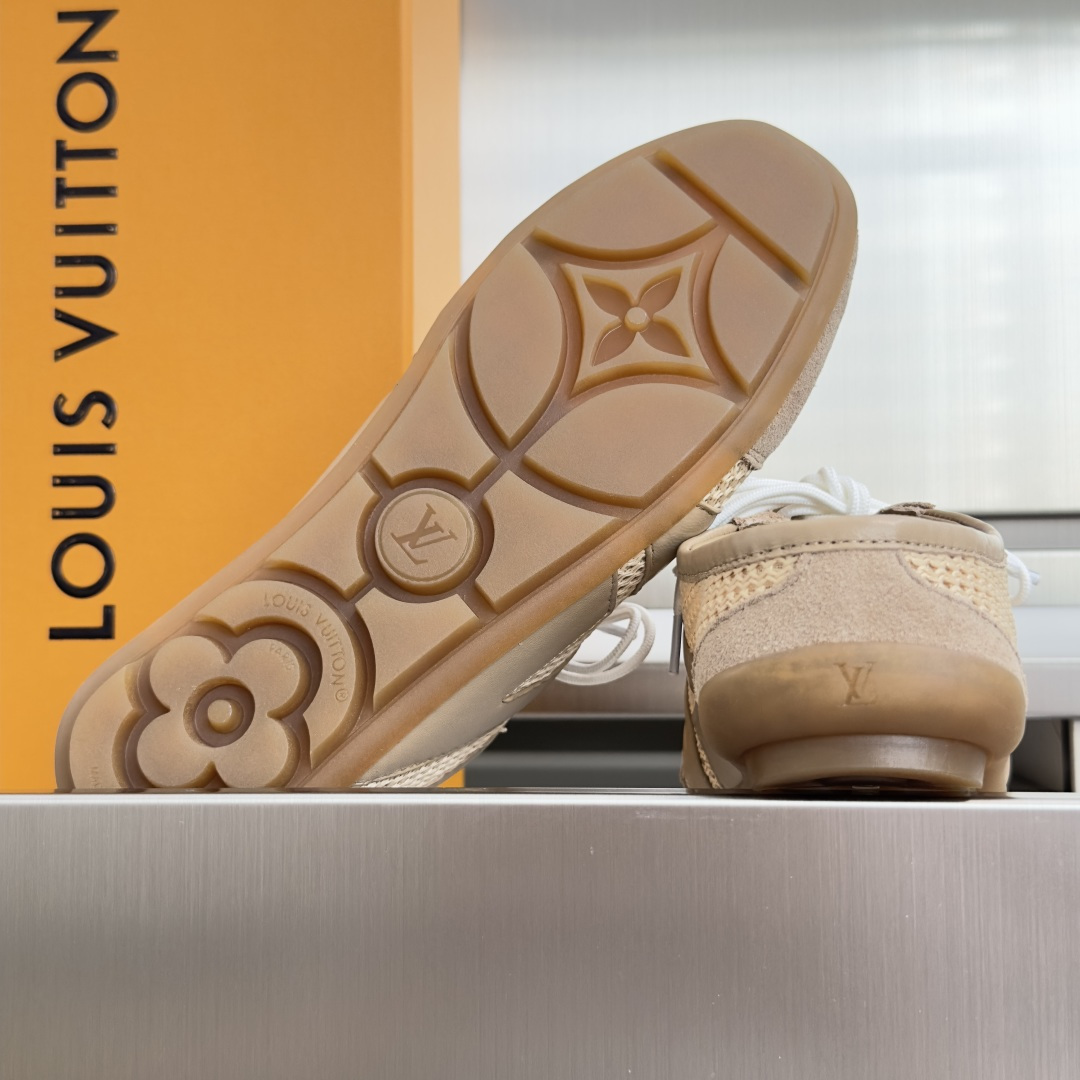 顶级版本：女款 LV路易威登 L家 驴牌 最新Sneakerina系列 黑白 熊猫配色  玛丽珍 芭蕾运动鞋 德训鞋 休