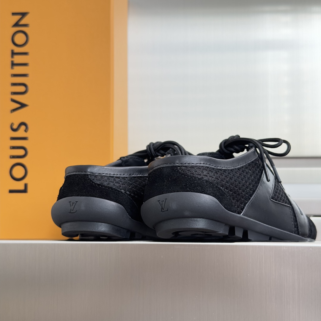 顶级版本：女款 LV路易威登 L家 驴牌 最新Sneakerina系列 黑白 熊猫配色  玛丽珍 芭蕾运动鞋 德训鞋 休