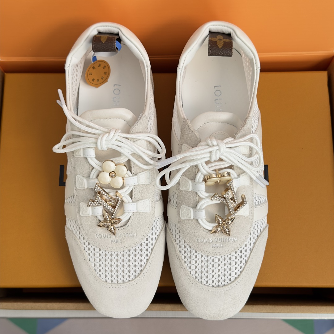 顶级版本：女款 LV路易威登 L家 驴牌 最新Sneakerina系列 黑白 熊猫配色  玛丽珍 芭蕾运动鞋 德训鞋 休