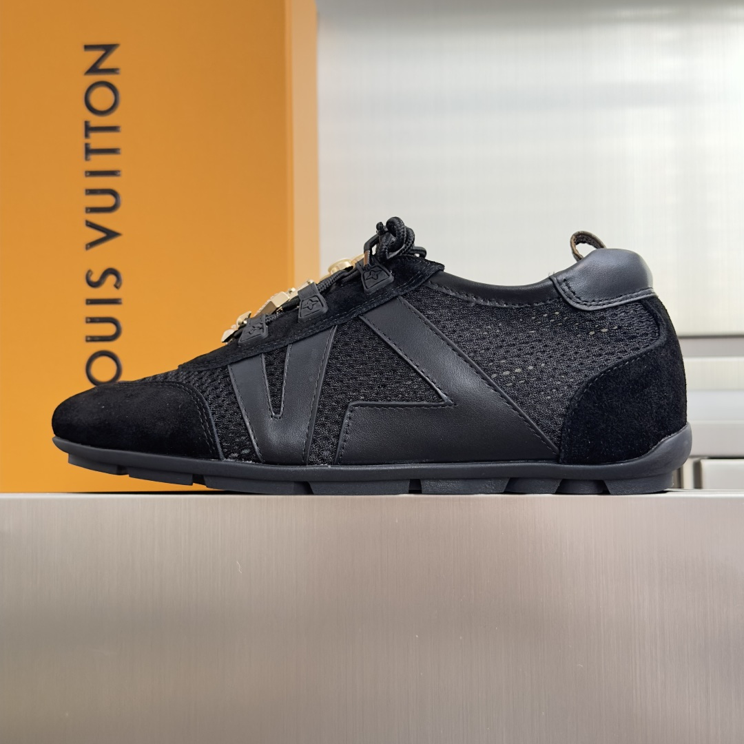 顶级版本:女款 LV路易威登 L家 驴牌 最新Sneakerina系列 黑白 熊猫配色 玛丽珍 芭蕾运动鞋 德训鞋 休 顶级版本:女款 LV路易威登 L家 驴牌 最新Sneakerina系列 黑白 熊猫配色 玛丽珍 芭蕾运动鞋 德训鞋 休