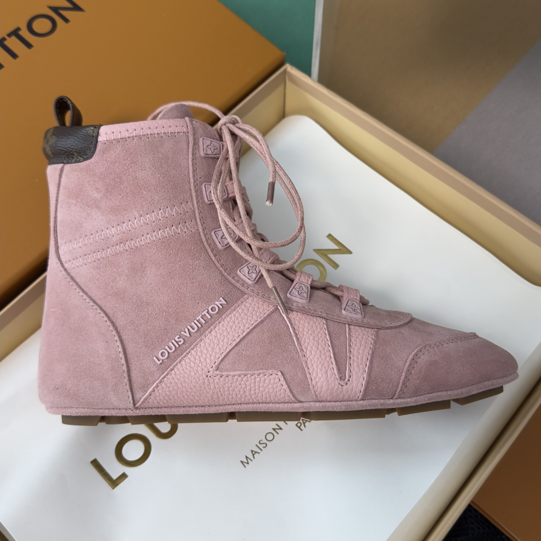 顶级版本:女款 LV路易威登 L家 驴牌 最新Sneakerina系列 及踝靴 休闲 运动鞋 拳击鞋 本款 LV Sne 顶级版本:女款 LV路易威登 L家 驴牌 最新Sneakerina系列 及踝靴 休闲 运动鞋 拳击鞋 本款 LV Sne