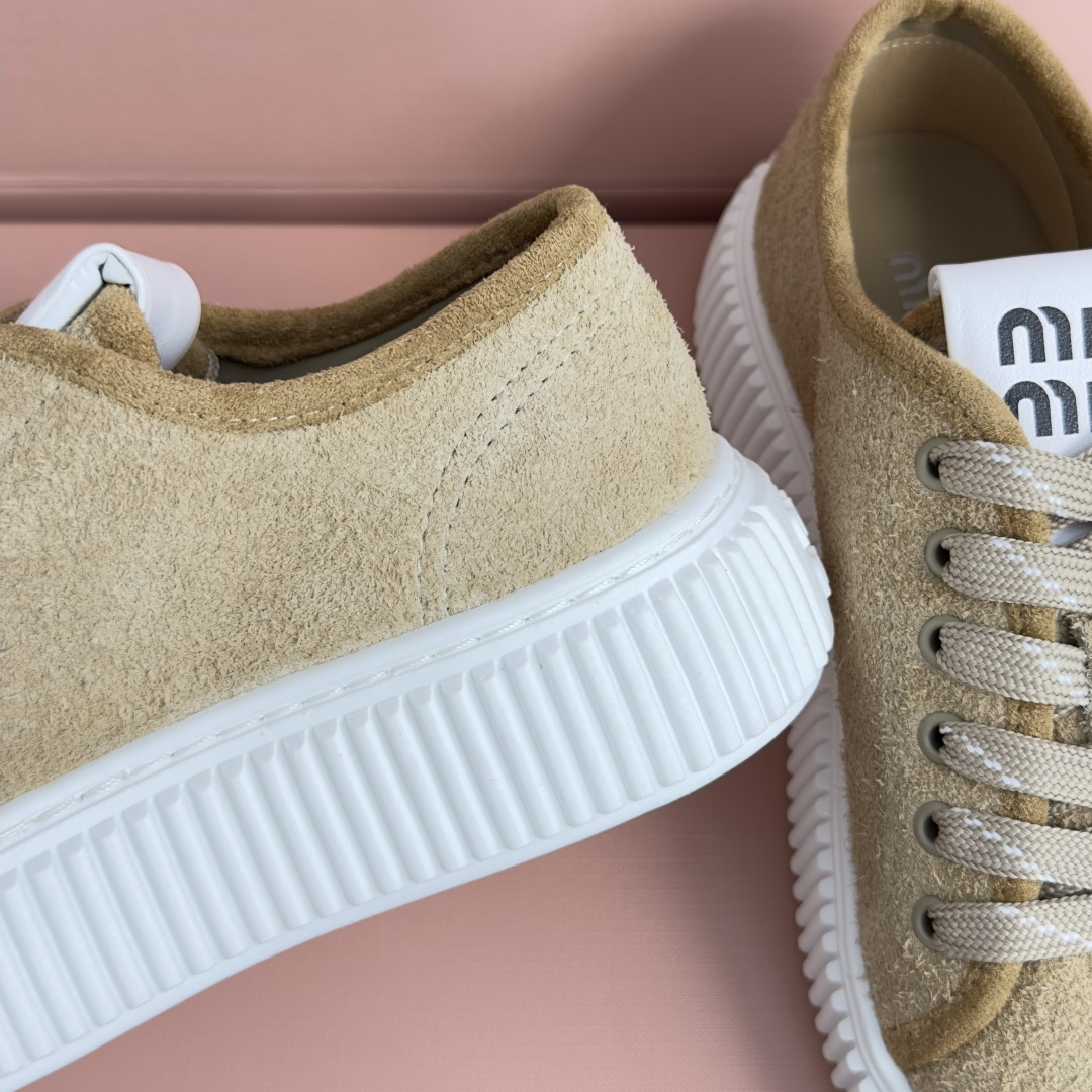 顶级版本：女款 MiuMiu缪缪 最新款 厚底 饼干鞋 休闲 运动鞋 原版购入开发 做货 隽永丹宁汲取迷人Miu Miu