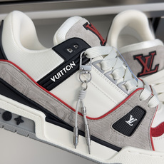 顶级版本:男款 LV Trainer路易威登 驴牌 L家 情侣款 休闲 运动鞋 滑板鞋 本款 LV Trainer 运动 顶级版本:男款 LV Trainer路易威登 驴牌 L家 情侣款 休闲 运动鞋 滑板鞋 本款 LV Trainer 运动