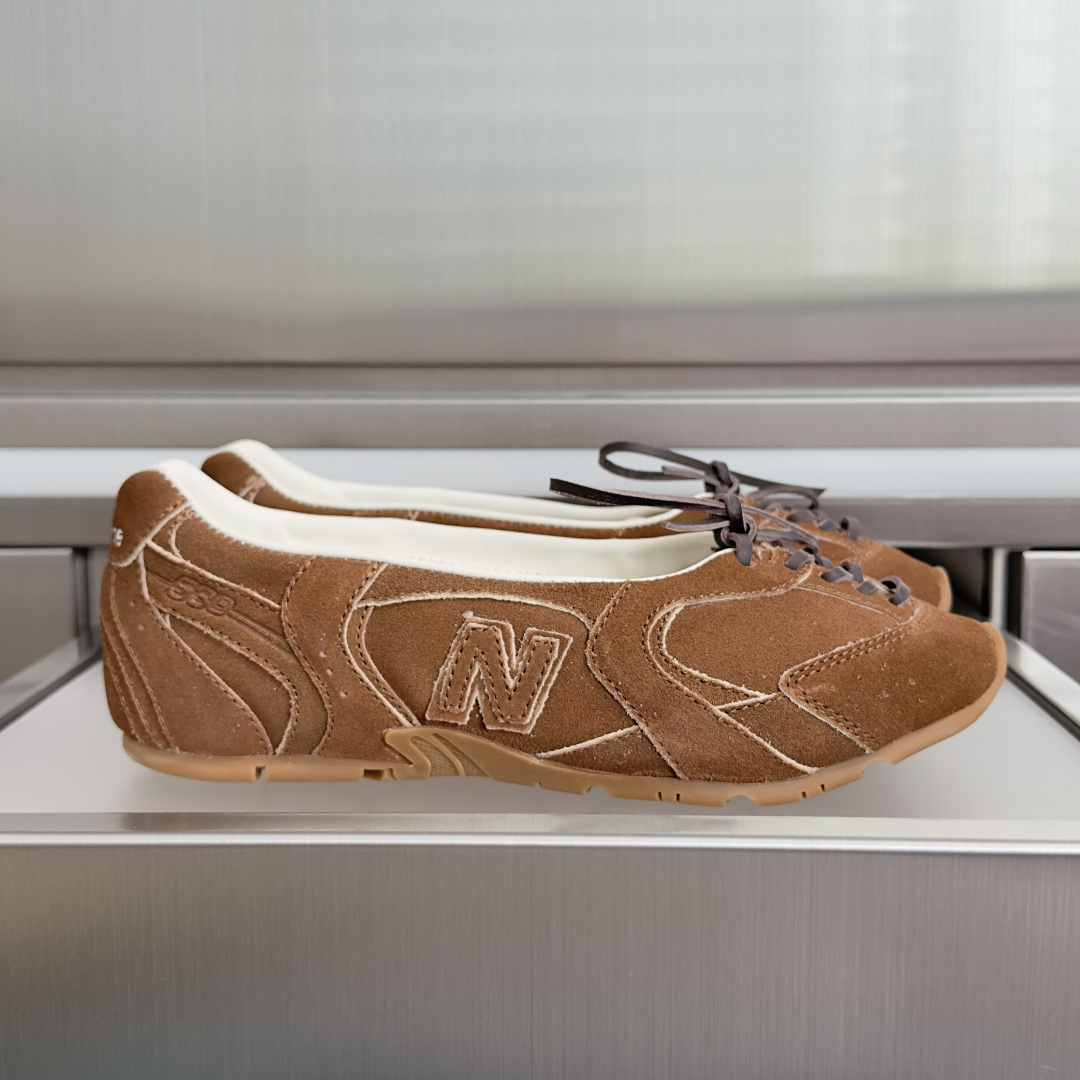 顶级版本：女款 Miu Miu 缪缪× New Balance NB联名款 复古 休闲 芭蕾舞 运动鞋 每一双都像从 v