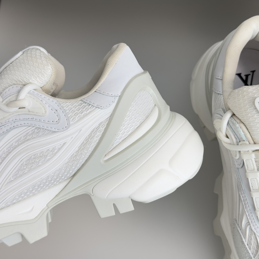 Louis Vuitton Sneakers