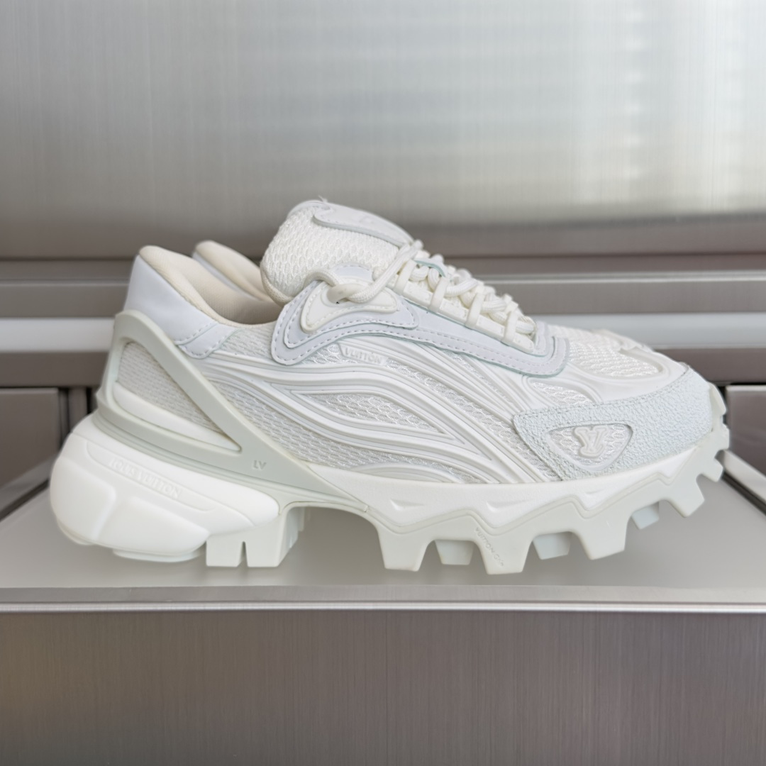 Louis Vuitton Sneakers