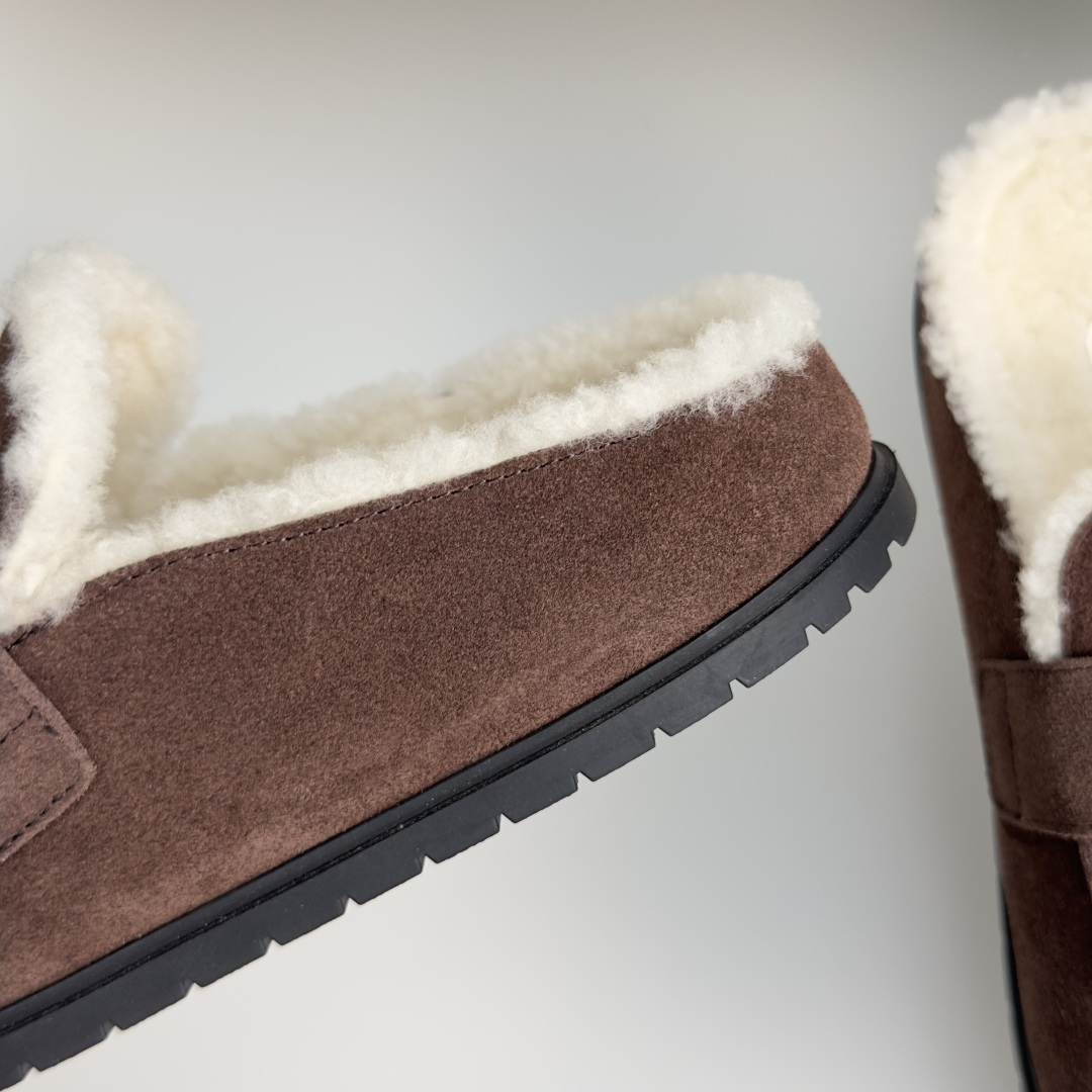 Prada Mules