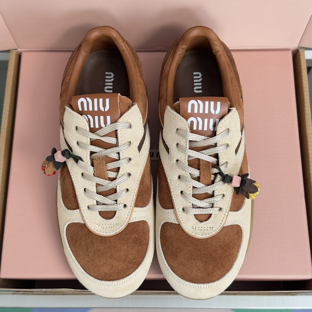 顶级版本：女款 MiuMiu缪缪 最新走秀款Gymnasium系列 拼色 休闲 运动鞋 德训鞋 阿甘鞋 原版购入开发 做