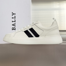顶级版本:男款 Bally巴利 厚底 一脚蹬 休闲 小白鞋 运动鞋 经典纯白皮革鞋面,细腻柔润,自带低调高级 BALLY 顶级版本:男款 Bally巴利 厚底 一脚蹬 休闲 小白鞋 运动鞋 经典纯白皮革鞋面,细腻柔润,自带低调高级 BALLY