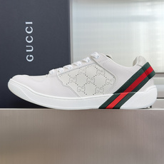 顶级版本:情侣款 Gucci古驰G家 Screener系列 小脏鞋 做旧 脏脏鞋 休闲 运动鞋 Gucci Prima 顶级版本:情侣款 Gucci古驰G家 Screener系列 小脏鞋 做旧 脏脏鞋 休闲 运动鞋 Gucci Prima