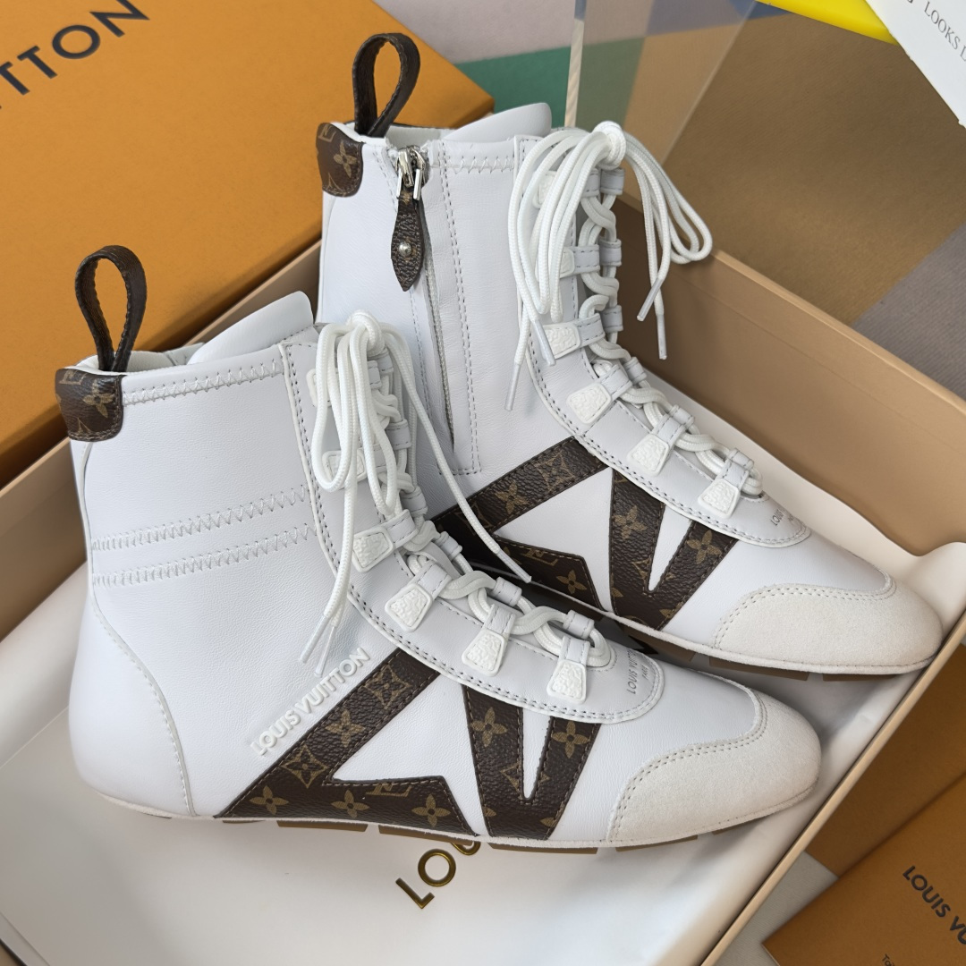 顶级版本：女款 LV路易威登 L家 驴牌 最新Sneakerina系列 及踝靴 休闲 运动鞋 拳击鞋 本款 LV Sne