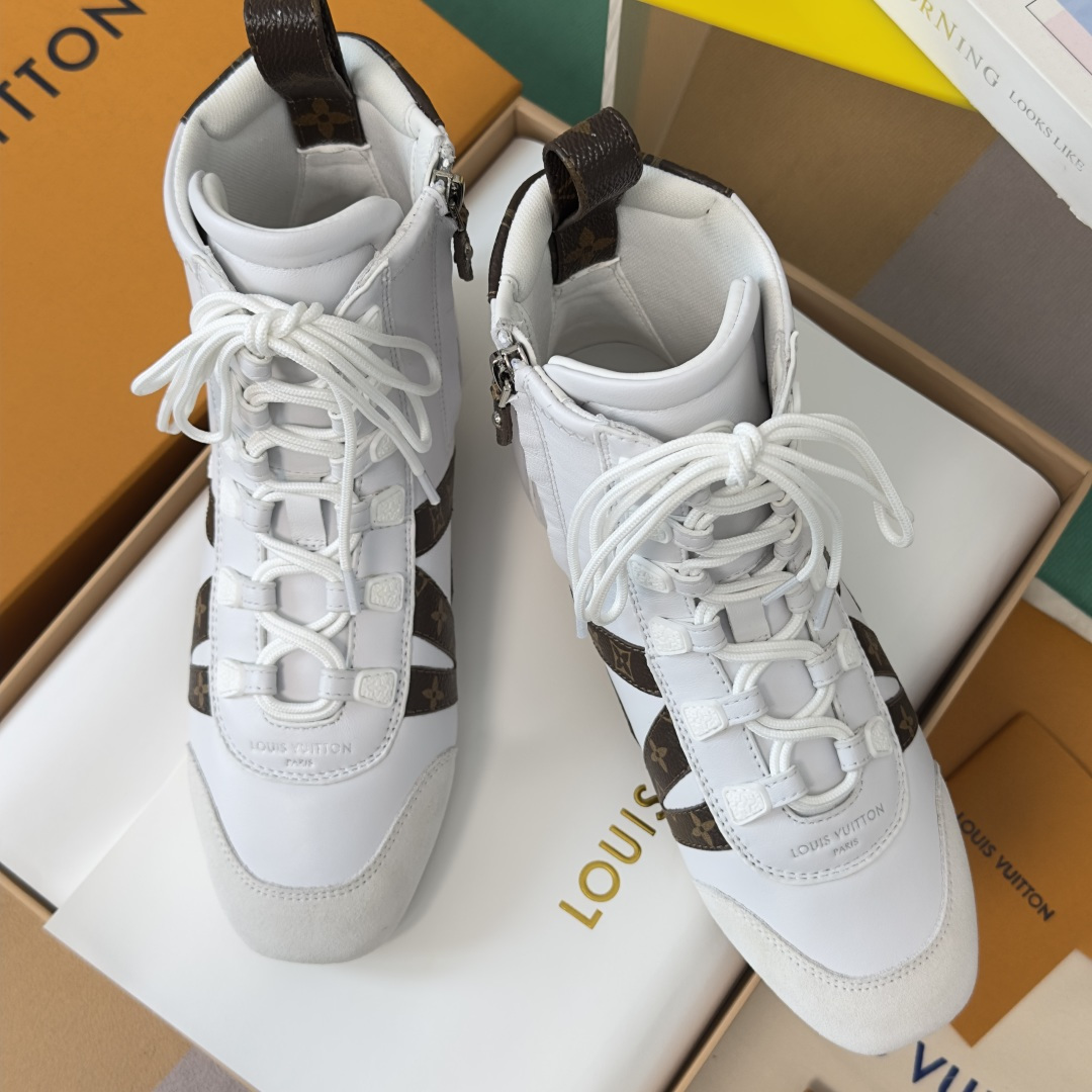 顶级版本：女款 LV路易威登 L家 驴牌 最新Sneakerina系列 及踝靴 休闲 运动鞋 拳击鞋 本款 LV Sne