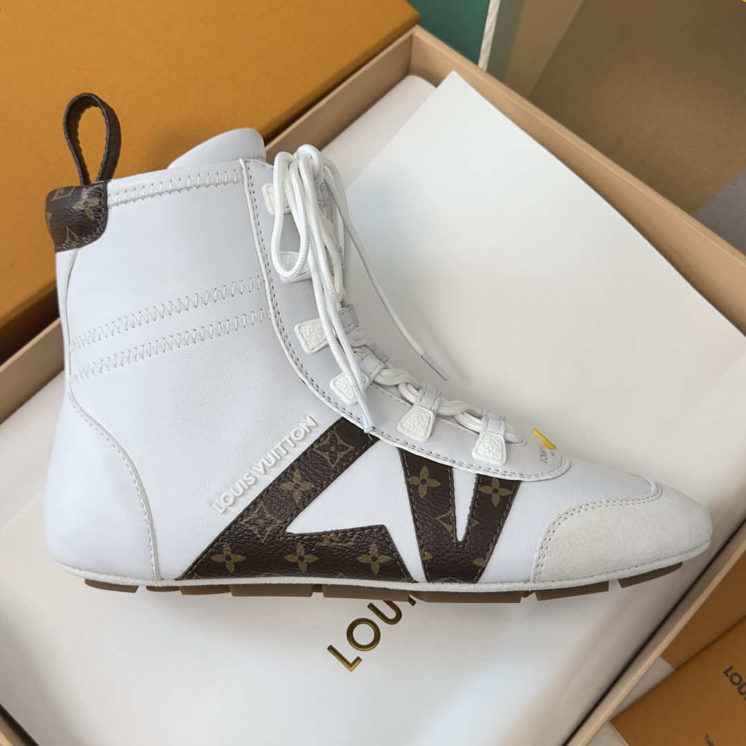 顶级版本：女款 LV路易威登 L家 驴牌 最新Sneakerina系列 及踝靴 休闲 运动鞋 拳击鞋 本款 LV Sne