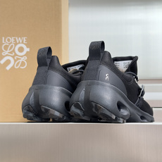 顶级版本:情侣款 LOEWE x On Cloudsolo 罗意威/昂跑 联名合作款 休闲 运动鞋 情侣款 跑鞋 聚酯纤 顶级版本:情侣款 LOEWE x On Cloudsolo 罗意威/昂跑 联名合作款 休闲 运动鞋 情侣款 跑鞋 聚酯纤