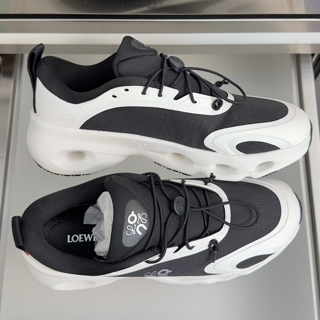顶级版本：情侣款 LOEWE x On Cloudsolo 罗意威/昂跑 联名合作款 休闲 运动鞋 情侣款 跑鞋 聚酯纤