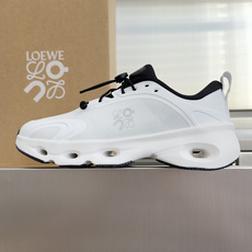 顶级版本:情侣款 LOEWE x On Cloudsolo 罗意威/昂跑 联名合作款 休闲 运动鞋 情侣款 跑鞋 聚酯纤 顶级版本:情侣款 LOEWE x On Cloudsolo 罗意威/昂跑 联名合作款 休闲 运动鞋 情侣款 跑鞋 聚酯纤