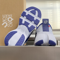 顶级版本:情侣款 LOEWE x On Cloudsolo 罗意威/昂跑 联名合作款 休闲 运动鞋 情侣款 跑鞋 聚酯纤 顶级版本:情侣款 LOEWE x On Cloudsolo 罗意威/昂跑 联名合作款 休闲 运动鞋 情侣款 跑鞋 聚酯纤