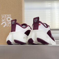 顶级版本:情侣款 LOEWE x On Cloudsolo 罗意威/昂跑 联名合作款 休闲 运动鞋 情侣款 跑鞋 聚酯纤 顶级版本:情侣款 LOEWE x On Cloudsolo 罗意威/昂跑 联名合作款 休闲 运动鞋 情侣款 跑鞋 聚酯纤