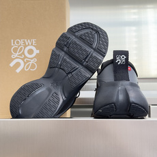 顶级版本:情侣款 LOEWE x On Cloudsolo 罗意威/昂跑 联名合作款 休闲 运动鞋 情侣款 跑鞋 聚酯纤 顶级版本:情侣款 LOEWE x On Cloudsolo 罗意威/昂跑 联名合作款 休闲 运动鞋 情侣款 跑鞋 聚酯纤