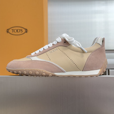 TOD'S托德斯 最新款 情侣款 厚底 德训鞋 拼接 休闲 运动鞋 本款运动休闲鞋采用纳帕皮革和绒面皮革制成,鞋面线条柔 TOD'S托德斯 最新款 情侣款 厚底 德训鞋 拼接 休闲 运动鞋 本款运动休闲鞋采用纳帕皮革和绒面皮革制成,鞋面线条柔