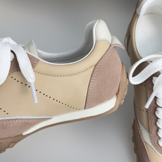 TOD'S托德斯 最新款 情侣款 厚底 德训鞋 拼接 休闲 运动鞋 本款运动休闲鞋采用纳帕皮革和绒面皮革制成,鞋面线条柔 TOD'S托德斯 最新款 情侣款 厚底 德训鞋 拼接 休闲 运动鞋 本款运动休闲鞋采用纳帕皮革和绒面皮革制成,鞋面线条柔