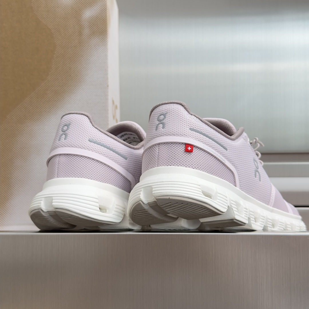 顶级版本：女款 On昂跑 Cloud 6 系列 情侣款 厚底 休闲 运动鞋 跑步鞋  来自瑞士的跑鞋名所On Runni