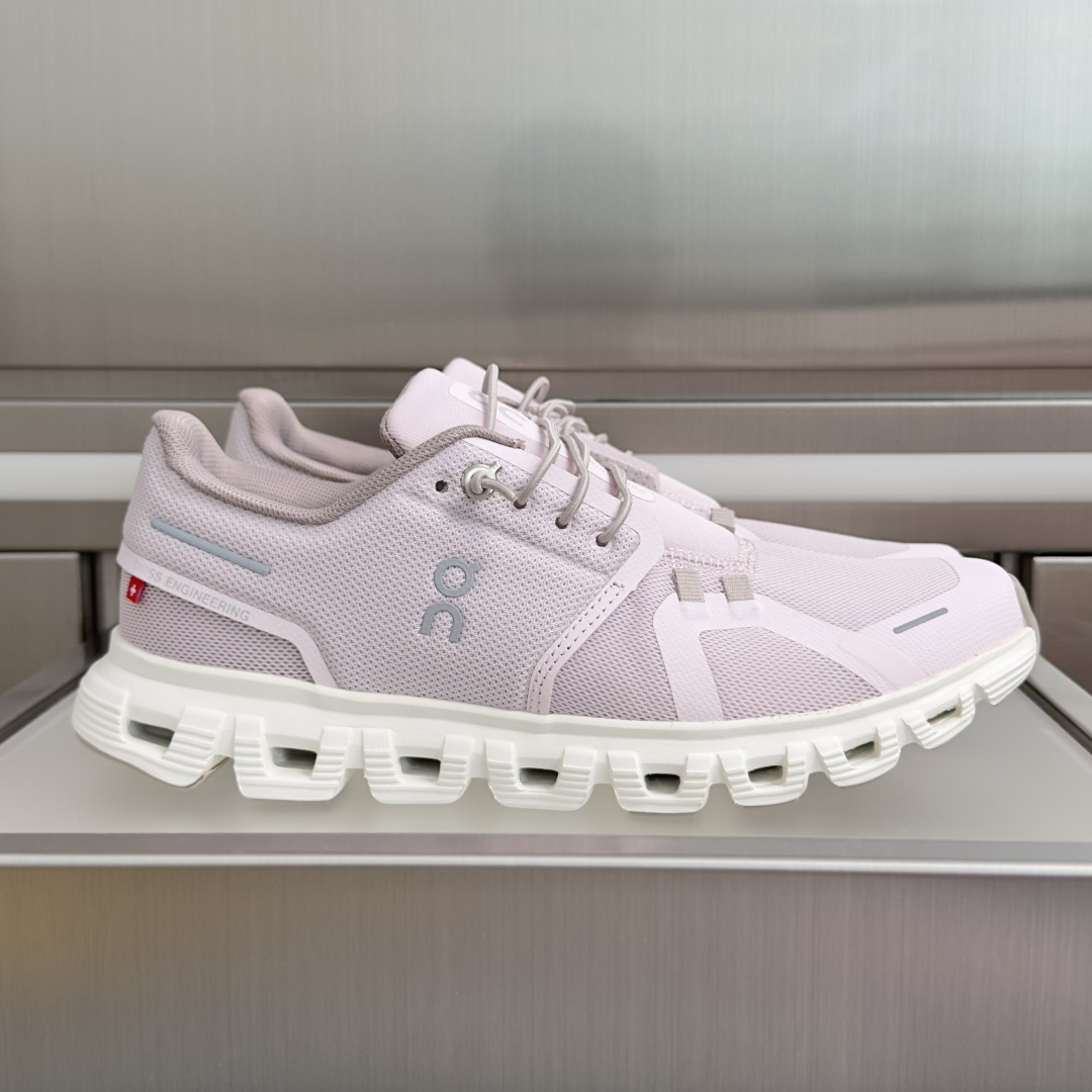顶级版本：女款 On昂跑 Cloud 6 系列 情侣款 厚底 休闲 运动鞋 跑步鞋  来自瑞士的跑鞋名所On Runni