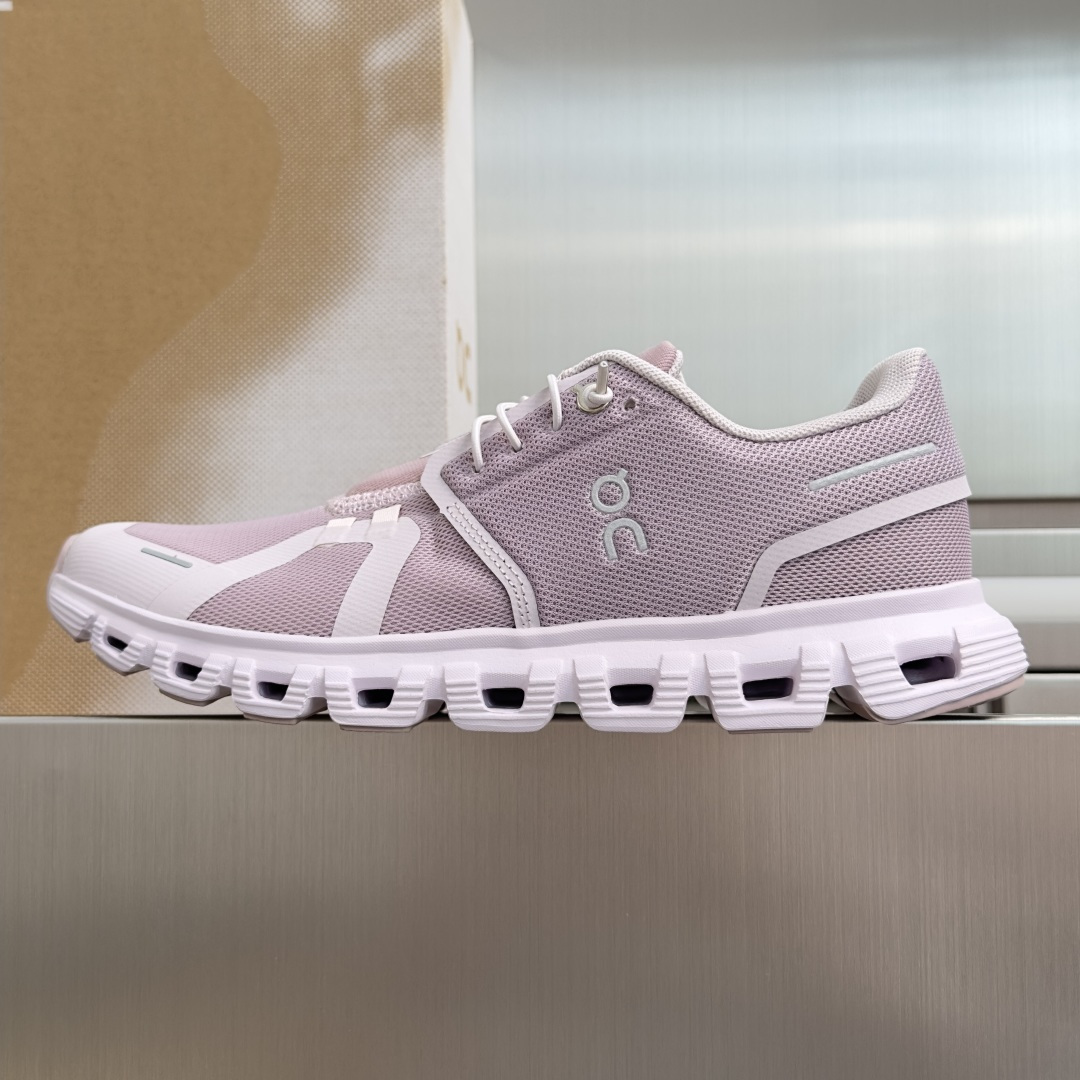 顶级版本:女款 On昂跑 Cloud 6 系列 情侣款 厚底 休闲 运动鞋 跑步鞋 来自瑞士的跑鞋名所On Runni 顶级版本:女款 On昂跑 Cloud 6 系列 情侣款 厚底 休闲 运动鞋 跑步鞋 来自瑞士的跑鞋名所On Runni