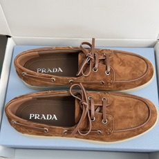 顶级版本:女款 Prada普拉达 最新 一脚蹬 乐福鞋 休闲 运动鞋 原版购入开发 做货 这款柔软皮革乐福鞋配以皮革衬里 顶级版本:女款 Prada普拉达 最新 一脚蹬 乐福鞋 休闲 运动鞋 原版购入开发 做货 这款柔软皮革乐福鞋配以皮革衬里
