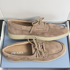 顶级版本:女款 Prada普拉达 最新 一脚蹬 乐福鞋 休闲 运动鞋 原版购入开发 做货 这款柔软皮革乐福鞋配以皮革衬里 顶级版本:女款 Prada普拉达 最新 一脚蹬 乐福鞋 休闲 运动鞋 原版购入开发 做货 这款柔软皮革乐福鞋配以皮革衬里