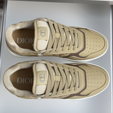 顶级版本:低帮 Dior迪奥B27系列 情侣款 老花 打印 休闲 运动鞋 板鞋 这款 B27 Uptown 低帮运动鞋是 顶级版本:低帮 Dior迪奥B27系列 情侣款 老花 打印 休闲 运动鞋 板鞋 这款 B27 Uptown 低帮运动鞋是