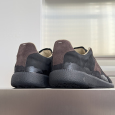 顶级版本:情侣款 MaisonMargiela MM6 马吉拉 情侣款 德训鞋 休闲 运动鞋 原版购入开发 做货 鬼才设 顶级版本:情侣款 MaisonMargiela MM6 马吉拉 情侣款 德训鞋 休闲 运动鞋 原版购入开发 做货 鬼才设