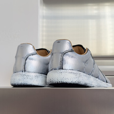 顶级版本:情侣款 MaisonMargiela MM6 马吉拉 情侣款 德训鞋 休闲 运动鞋 原版购入开发 做货 鬼才设 顶级版本:情侣款 MaisonMargiela MM6 马吉拉 情侣款 德训鞋 休闲 运动鞋 原版购入开发 做货 鬼才设