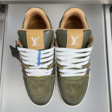 顶级版本:情侣款 LV Trainer路易威登 驴牌 L家 情侣款 休闲 运动鞋 滑板鞋 本款 LV Trainer 运 顶级版本:情侣款 LV Trainer路易威登 驴牌 L家 情侣款 休闲 运动鞋 滑板鞋 本款 LV Trainer 运