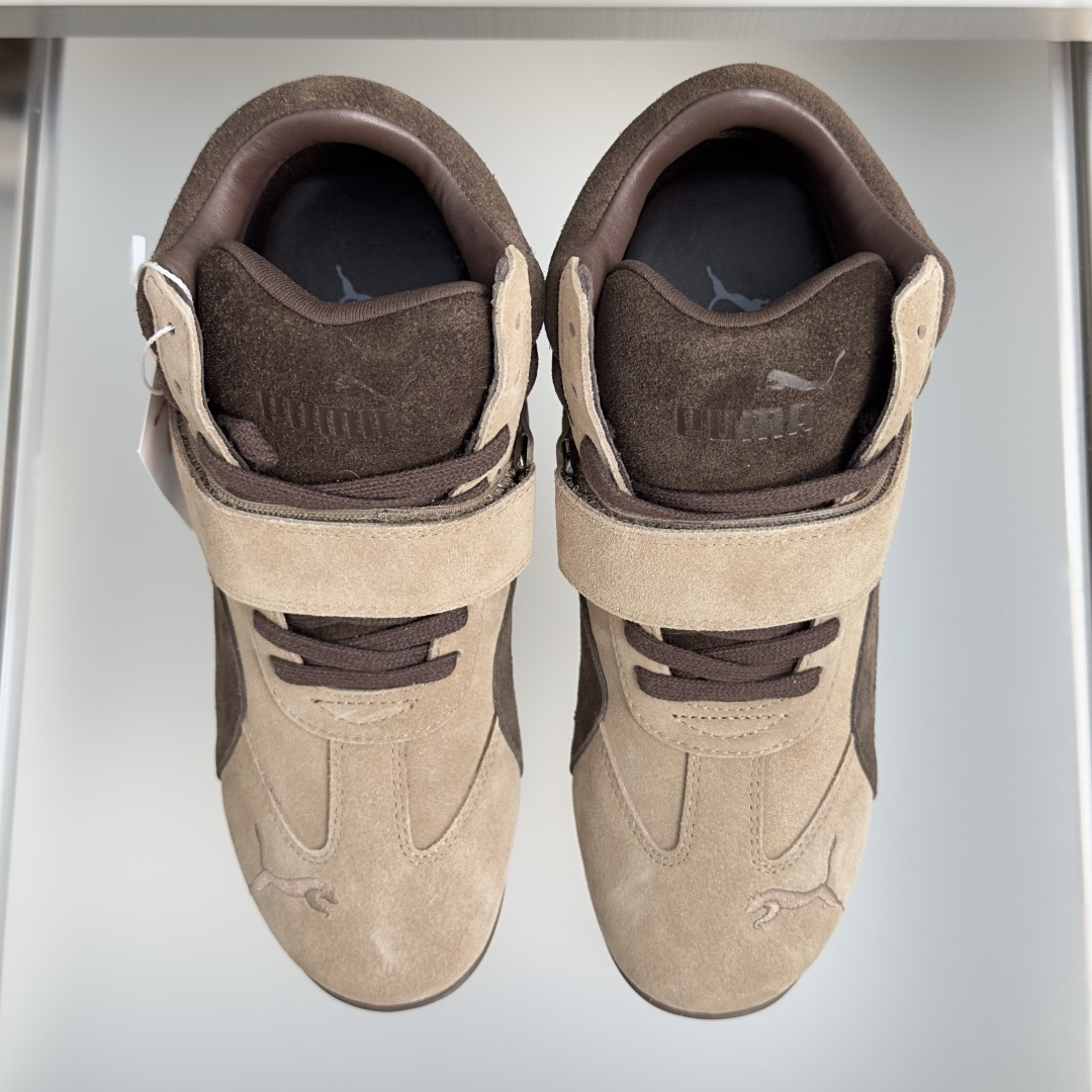 顶级版本:女款 Puma 彪马 Speedcatwedge复古 坡跟 休闲 运动鞋 内增高 魔术贴 高帮 赛车鞋 复古坡 顶级版本:女款 Puma 彪马 Speedcatwedge复古 坡跟 休闲 运动鞋 内增高 魔术贴 高帮 赛车鞋 复古坡
