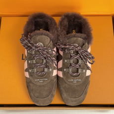 顶级版本:女款 LV路易威登 L家 驴牌 最新Sneakerina系列 玛丽珍 芭蕾运动鞋 德训鞋 休闲 平底鞋 本款 顶级版本:女款 LV路易威登 L家 驴牌 最新Sneakerina系列 玛丽珍 芭蕾运动鞋 德训鞋 休闲 平底鞋 本款