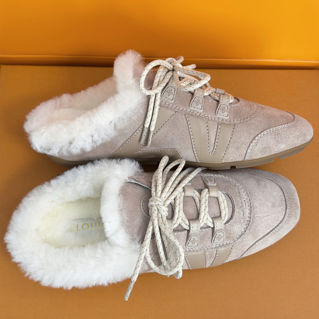 顶级版本：女款 LV路易威登 L家 驴牌 最新Sneakerina系列 玛丽珍 芭蕾运动鞋 德训鞋 休闲 平底鞋 本款 
