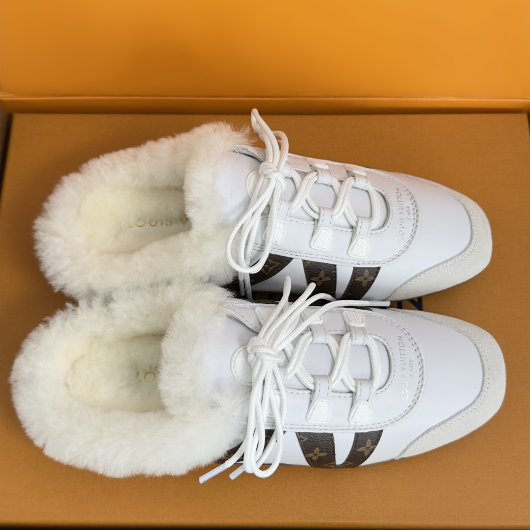 顶级版本：女款 LV路易威登 L家 驴牌 最新Sneakerina系列 玛丽珍 芭蕾运动鞋 德训鞋 休闲 平底鞋 本款 