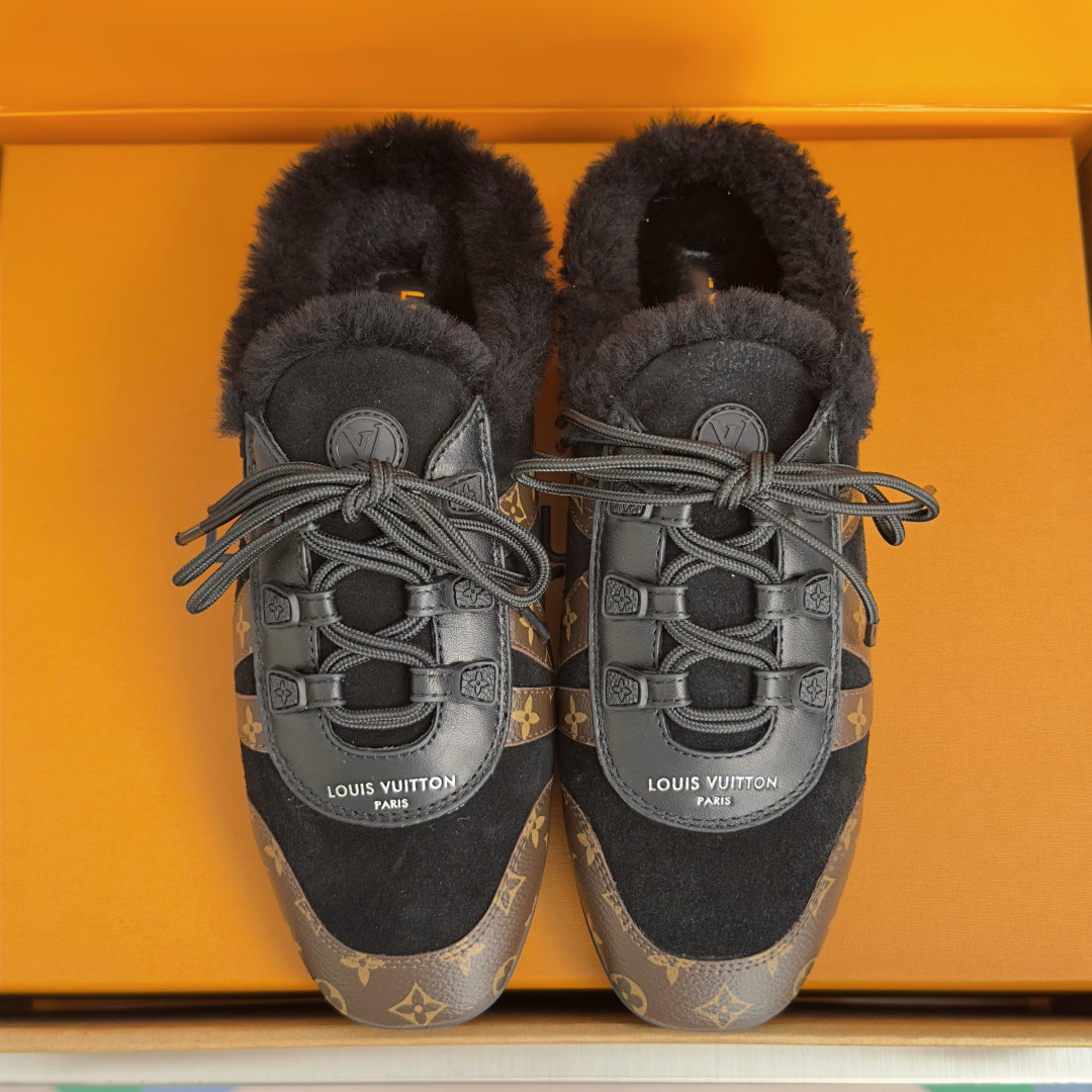 顶级版本：女款 LV路易威登 L家 驴牌 最新Sneakerina系列 玛丽珍 芭蕾运动鞋 德训鞋 休闲 平底鞋 本款 