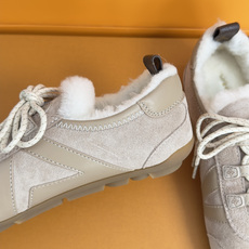 顶级版本:女款 LV路易威登 L家 驴牌 最新Sneakerina系列 玛丽珍 芭蕾运动鞋 德训鞋 休闲 平底鞋 本款 顶级版本:女款 LV路易威登 L家 驴牌 最新Sneakerina系列 玛丽珍 芭蕾运动鞋 德训鞋 休闲 平底鞋 本款