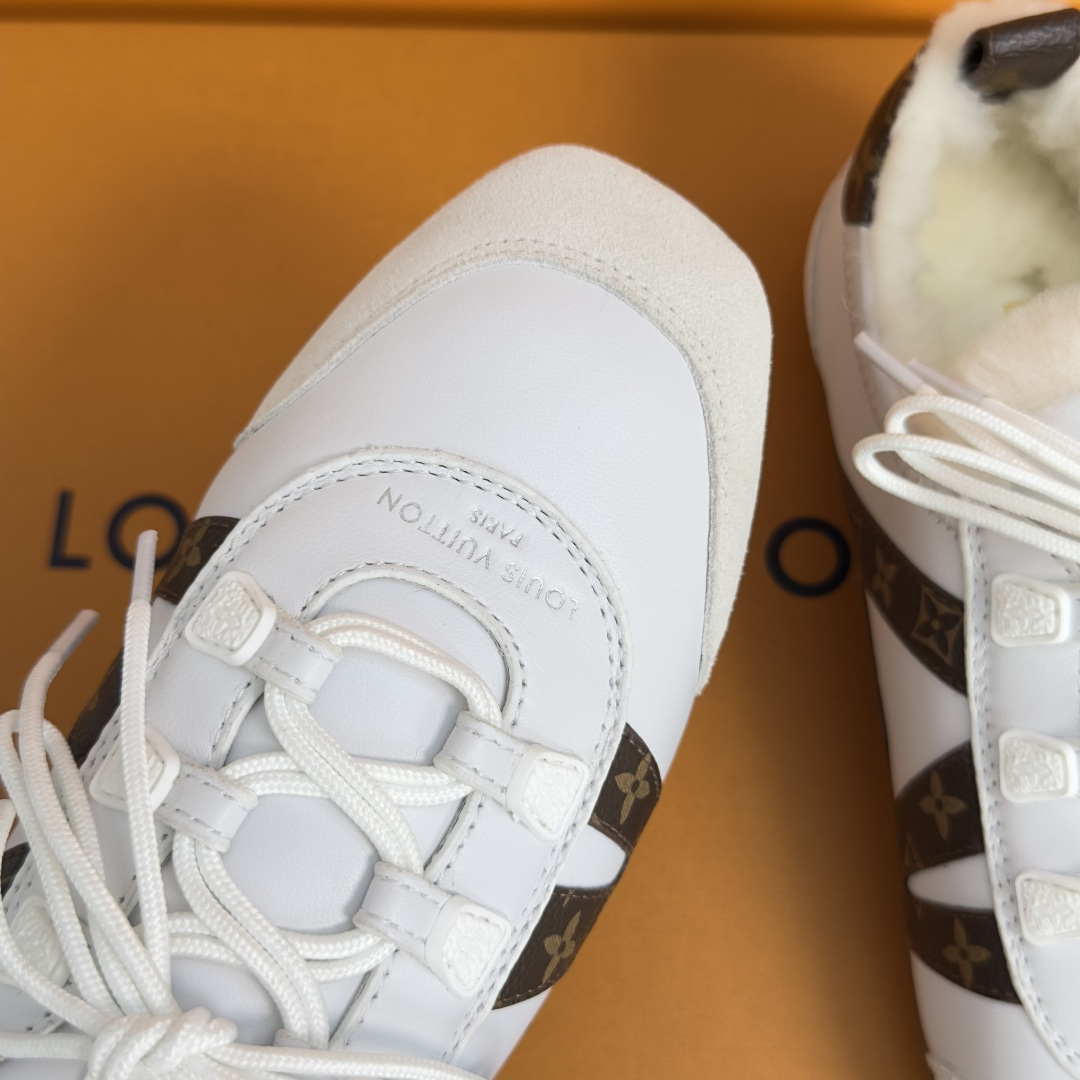 顶级版本：女款 LV路易威登 L家 驴牌 最新Sneakerina系列 玛丽珍 芭蕾运动鞋 德训鞋 休闲 平底鞋 本款 