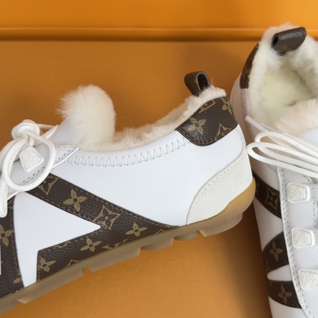 顶级版本：女款 LV路易威登 L家 驴牌 最新Sneakerina系列 玛丽珍 芭蕾运动鞋 德训鞋 休闲 平底鞋 本款 
