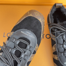 顶级版本:女款 LV路易威登 L家 驴牌 最新Sneakerina系列 玛丽珍 芭蕾运动鞋 德训鞋 休闲 平底鞋 本款 顶级版本:女款 LV路易威登 L家 驴牌 最新Sneakerina系列 玛丽珍 芭蕾运动鞋 德训鞋 休闲 平底鞋 本款