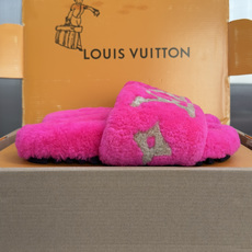 顶级版本:情侣款 Louis Vuitton路易威登 LV驴牌 泰迪 羊羔毛拖鞋 本款 Paseo Comfort 平底 顶级版本:情侣款 Louis Vuitton路易威登 LV驴牌 泰迪 羊羔毛拖鞋 本款 Paseo Comfort 平底