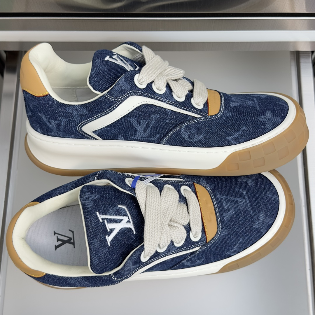 顶级版本:男款 LV 路易威登 L家 驴牌Tilted系列 走秀款 厚底 休闲 情侣款 运动鞋 滑板鞋 灵感源自 200 顶级版本:男款 LV 路易威登 L家 驴牌Tilted系列 走秀款 厚底 休闲 情侣款 运动鞋 滑板鞋 灵感源自 200
