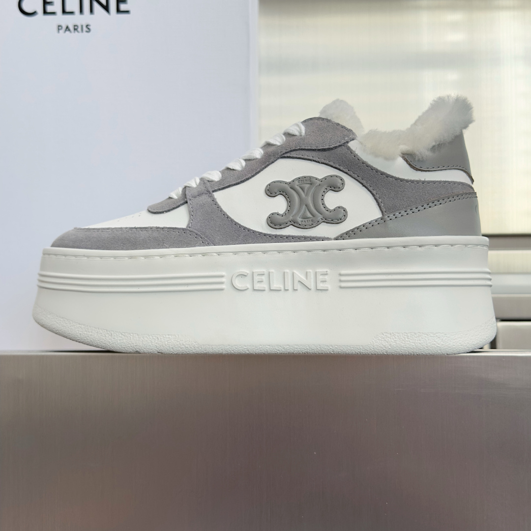 顶级版本:女款 Celine赛琳 Block Triomphe CR-03厚底 松糕鞋 休闲 运动鞋 原版购入开发 做货 顶级版本:女款 Celine赛琳 Block Triomphe CR-03厚底 松糕鞋 休闲 运动鞋 原版购入开发 做货